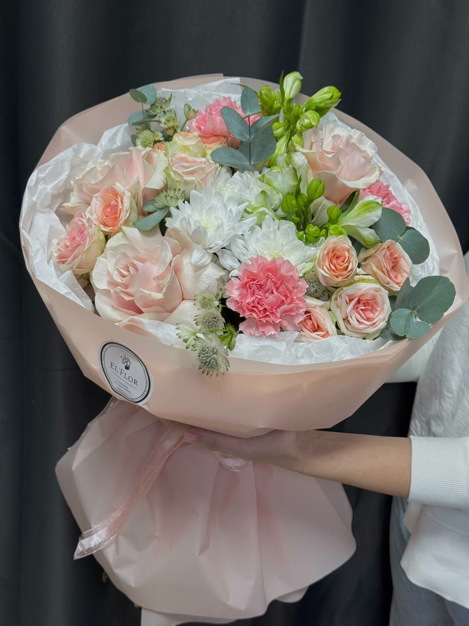 Авторский букет El'Flors с фирменной биркой салона
